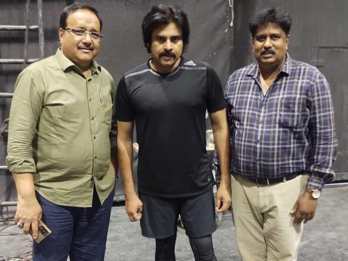 Hari Hara Veera Mallu : యాక్షన్ మోడ్ లో… కొత్త లుక్ వైరల్