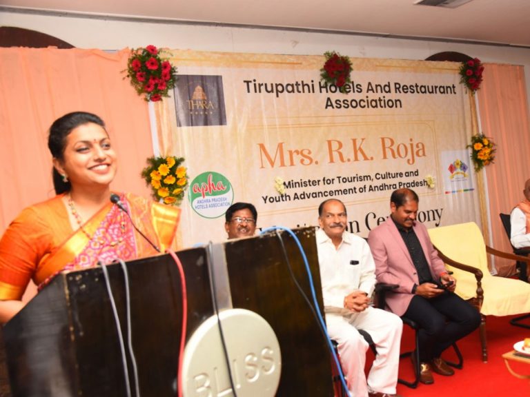 RK Roja: నన్ను సినిమాల్లోకి, రాజకీయాల్లోకి తీసుకొచ్చింది ఆయనే-రోజా