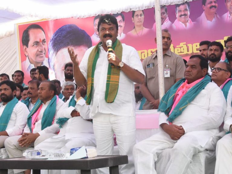 Talasani Srinivas Yadav : ధాన్యం కొనకుంటే.. మీ అయ్యతో కొనిపిస్తం