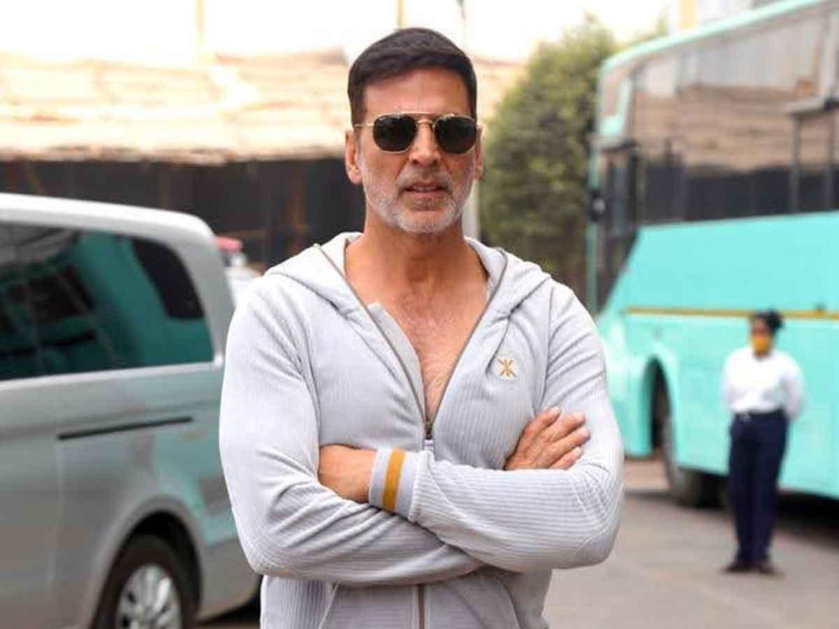 Akshay Kumar : పాన్ మసాలా యాడ్ సెగ… సారీ చెప్పి తప్పుకున్న హీరో