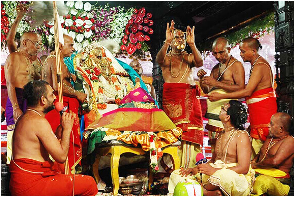 Bhadradri Temple: ఏర్పాట్లు ముమ్మరం.. టికెట్ విక్రయాలపై అయోమయం