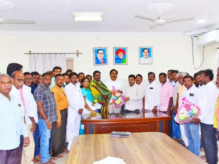 Errabelli Dayakar Rao : పల్లెలు ప్రగతి బాటలో పయనిస్తేనే దేశ అభివృద్ధి