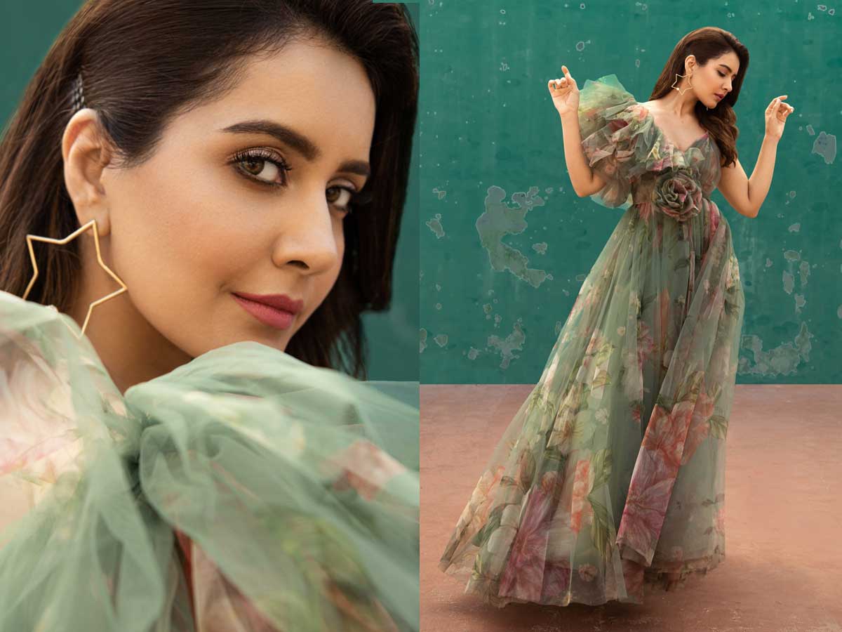 Raashii Khanna:  పూల పూల డ్రెస్ లో పిచ్చెక్కిస్తున్న ఢిల్లీ భామ