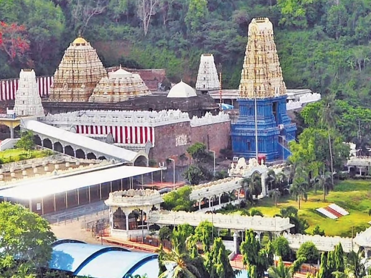 Andhra Pradesh: దేవాదాయ శాఖలో రెవెన్యూ అధికారుల పెత్తనానికి బ్రేక్