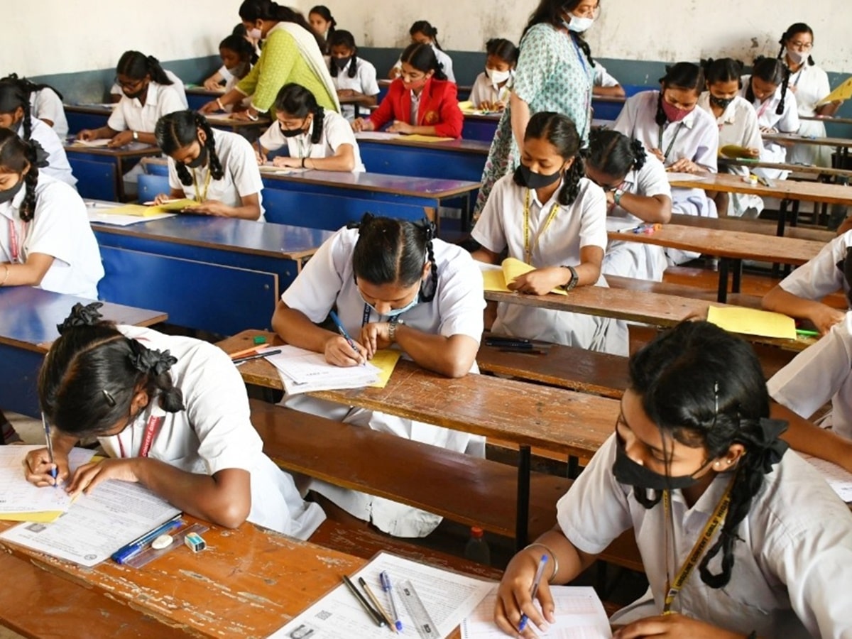 Andhra Pradesh: పదో తరగతి విద్యార్థులకు ఆర్టీసీ శుభవార్త