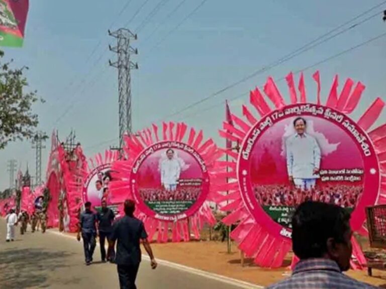 Hyderabad: ఫ్లెక్సీలు పెట్టినందుకు మంత్రి తలసానికి రూ.50వేలు జరిమానా