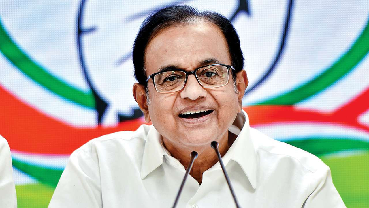 Chidambaram: సీబీఐ సోదాలు.. చిదంబరం సెటైర్లు..!