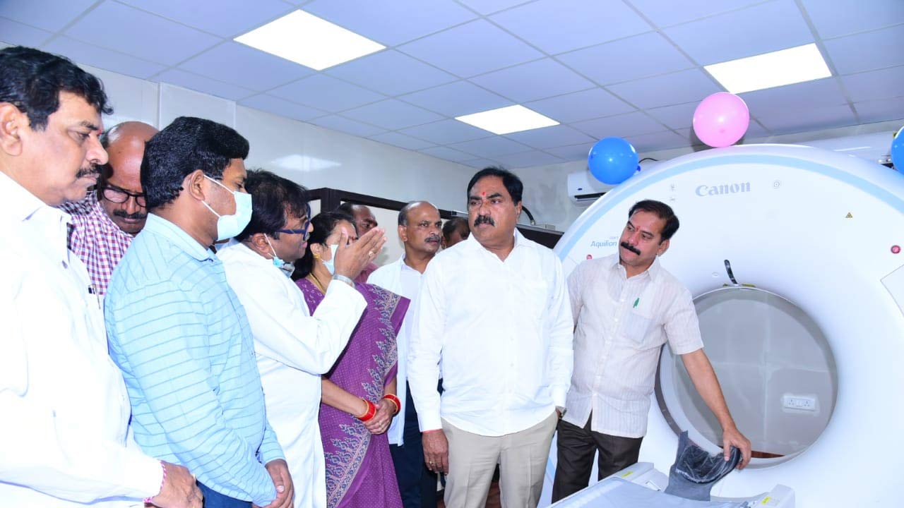 Errabelli Dayakar Rao : 40 ఏళ్లలో అభివృద్ధి జరుగలే.. కేసీఆర్‌ వచ్చినంకనే..
