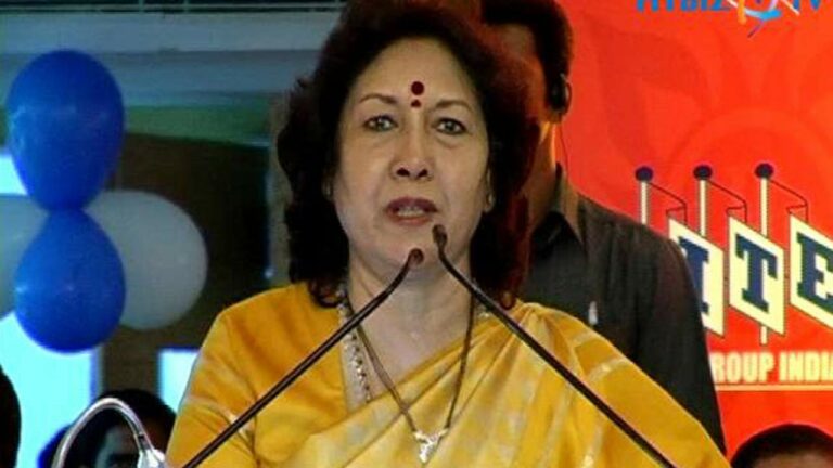 Geetha Reddy : ఢిల్లీ సరే.. నీ గల్లీ దవాఖాన సంగతేంది..?