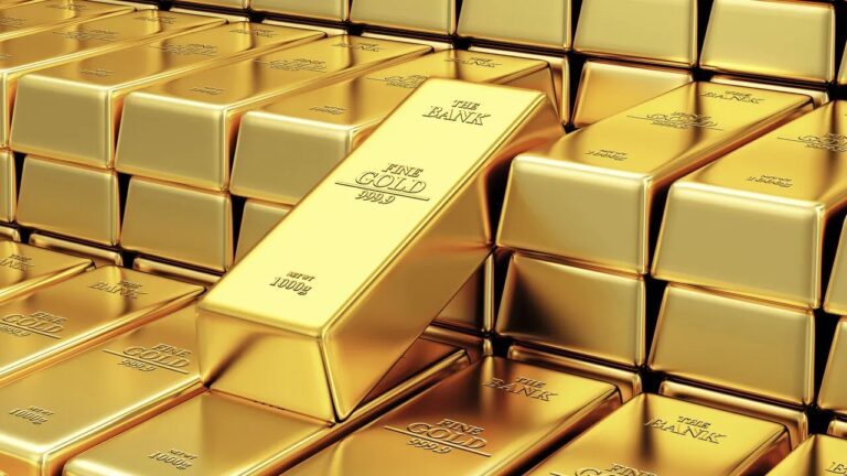 Gold Smuggling: బెంగళూర్, ట్రిచి, చెన్నై ఎయిర్ పోర్టుల్లో బంగారం పట్టివేత