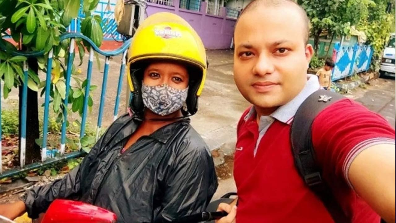 Women Bike Rider : కరోనా ఇచ్చిన ఆత్మవిశ్వాసం.. ఉద్యోగం పోయినా.. తగ్గేదేలే