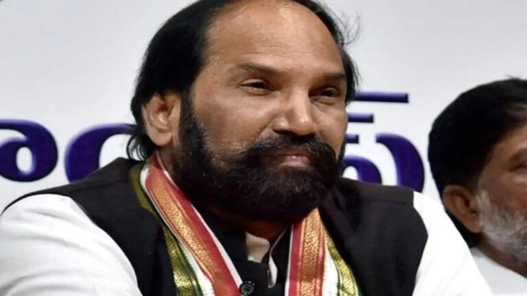 Uttam Kumar Reddy: కేసీఆర్ సర్పంచులను అవమానిస్తున్నారు.