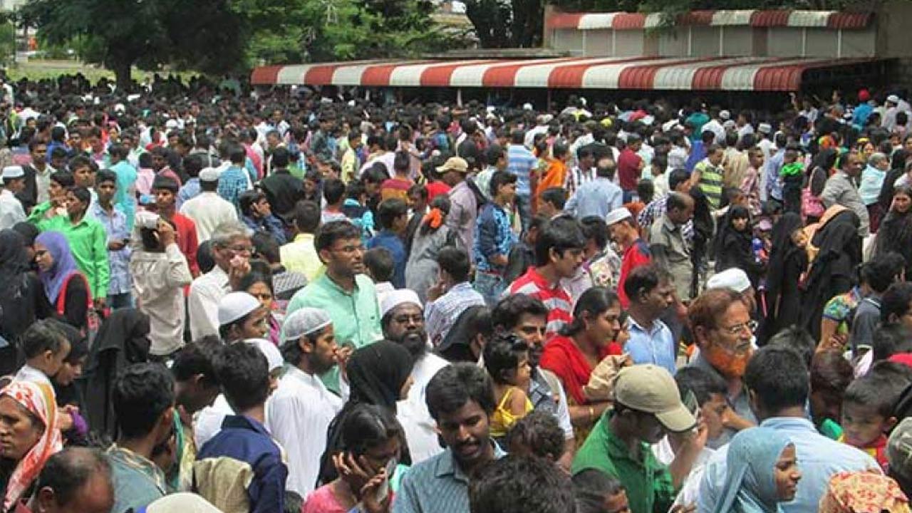 Nehru Zoo Park : వేసవి సెలవులతో జూ పార్క్‌లో సందడి..