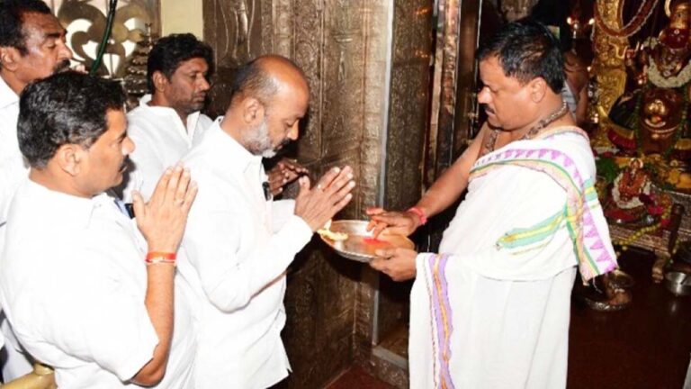 Hyderabad:జూబ్లీ హిల్స్ పెద్దమ్మ తల్లిని ద‌ర్శించుకున్న బండి సంజ‌య్‌