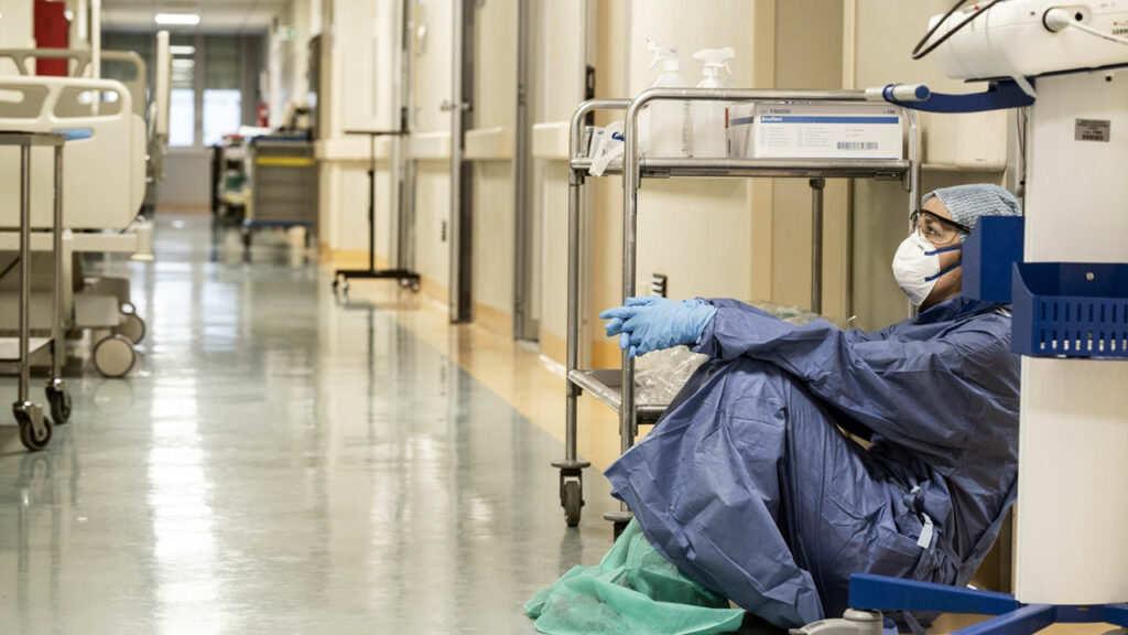 Doctors Announce Holiday