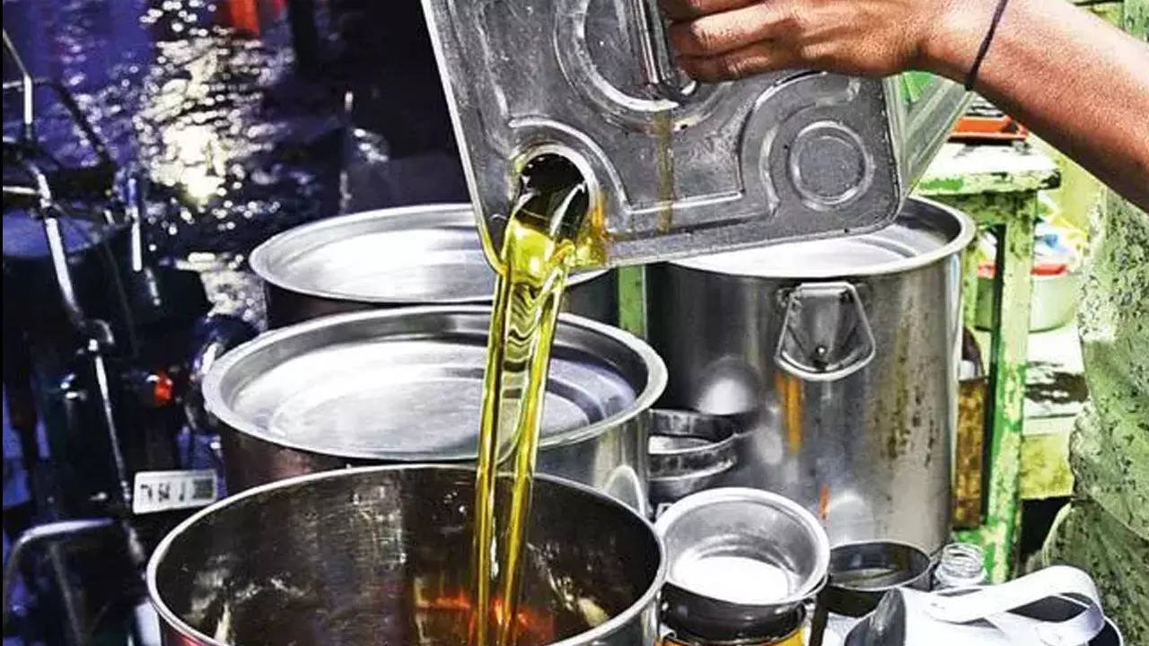 Cooking Oil Prices: కేంద్రం కీలక నిర్ణయం… దిగిరానున్న వంటనూనెల ధరలు