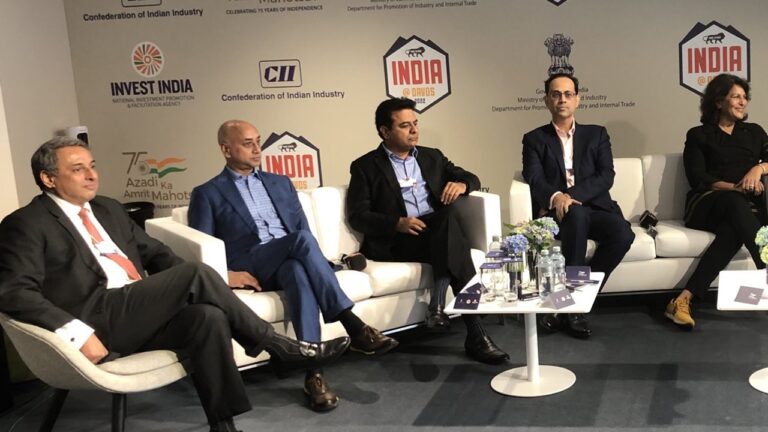 Galla Jayadev: దావోస్ పర్యటనలో కేటీఆర్‌తో చర్చలో పాల్గొన్న టీడీపీ ఎంపీ