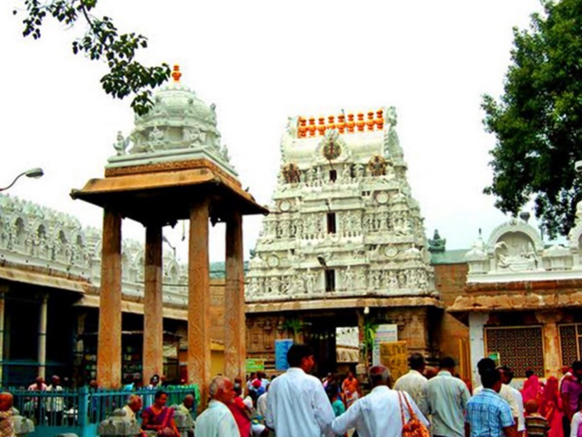 Tirupathi: గోవిందరాజస్వామి ఆలయంలో విశేష ఉత్సవాల షెడ్యూల్