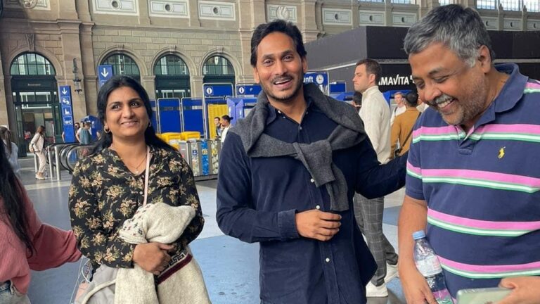 Jagan Davos Tour: స్టైలిష్ లుక్‌లో అదరగొట్టిన సీఎం జగన్