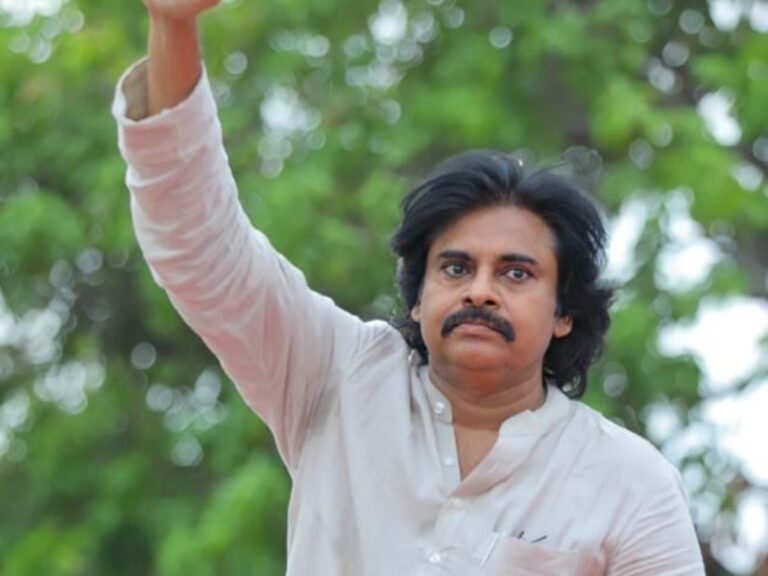 Pawan Kalyan: నేను సింగిల్‌గా రావాలని చెప్పడానికి వైసీపీ వాళ్లెవరు?