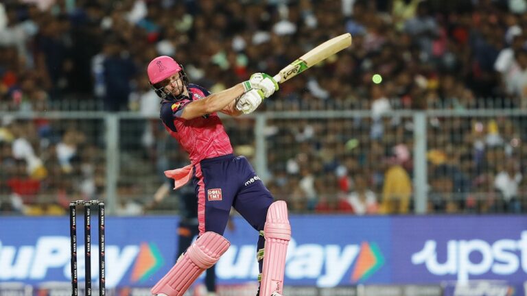 IPL Qualifier 1:  జాస్ బట్లర్ విధ్వంసం.. గుజరాత్ ముందు భారీ స్కోరు