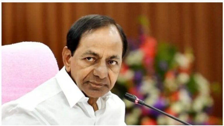 Kcr Bangalore Tour: రేపు బెంగళూరుకి సీఎం కేసీఆర్.. ఫ్లెక్సీలతో సందడి