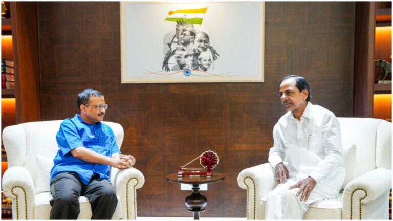 CM KCR: సీఎం కేజ్రీవాల్‌ నివాసంలో ముగిసిన భేటీ