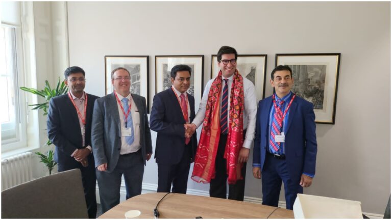 Minister KTR: బ్రిటన్ ట్రేడ్ మినిస్టర్‌తో మంత్రి కేటీఆర్ భేటీ