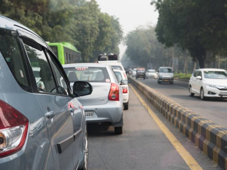 Telangana: వాహనదారులకు ప్రభుత్వం షాక్.. లైఫ్ ట్యాక్స్ పెంపు