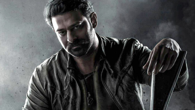 Salaar: ప్రభాస్ ఎలివేషన్స్ కు ఫ్యాన్స్ చొక్కాలు చింపుకుంటారట..?