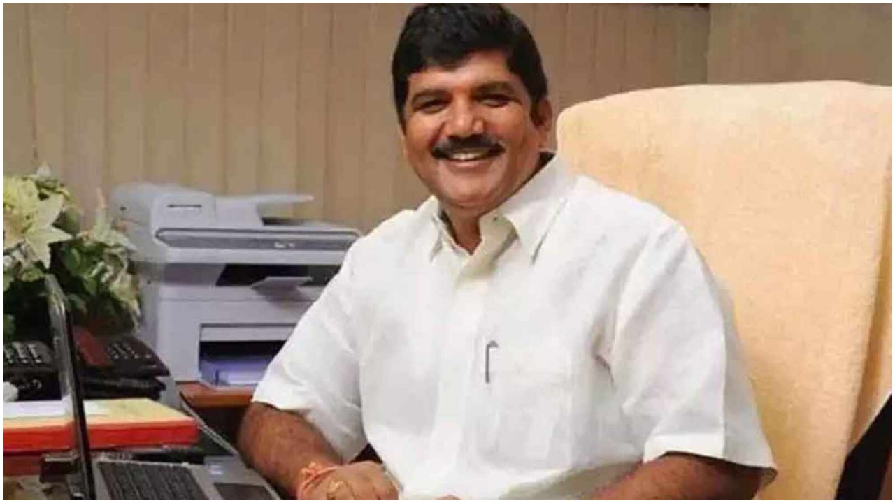 Sangam Dairy: జీడీసీసీ అక్రమాలపై కలెక్టర్ కు ధూళిపాళ్ళ ఫిర్యాదు