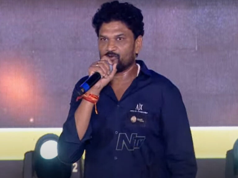 Director Parushuram : మహేశ్‌ గారు నాకో మెసేజ్‌ పంపారు.. దాంట్లో..