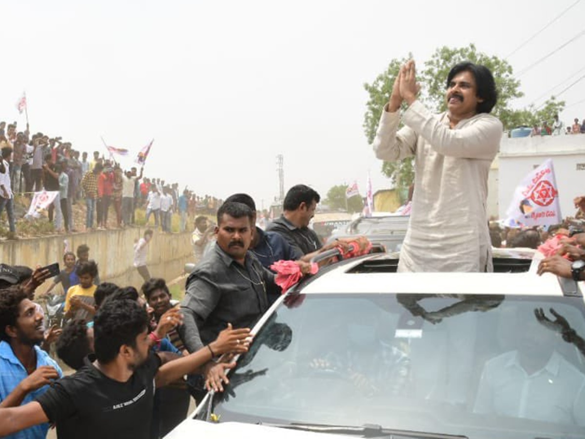 Pawan Kalyan: ఏపీ భవిష్యత్ కోసం ప్రత్యామ్నాయ ప్రభుత్వం రావాలి