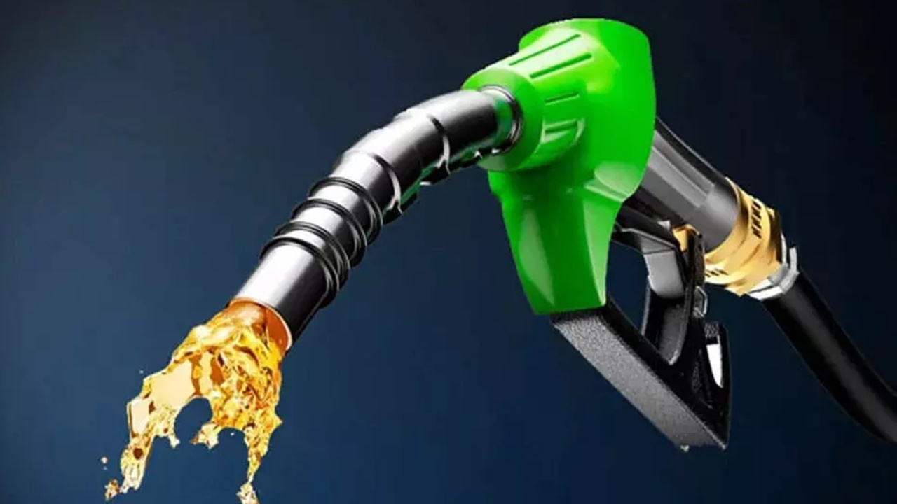 Petrol Prices: మరోసారి పెరిగిన పెట్రోల్, డీజిల్ ధరలు