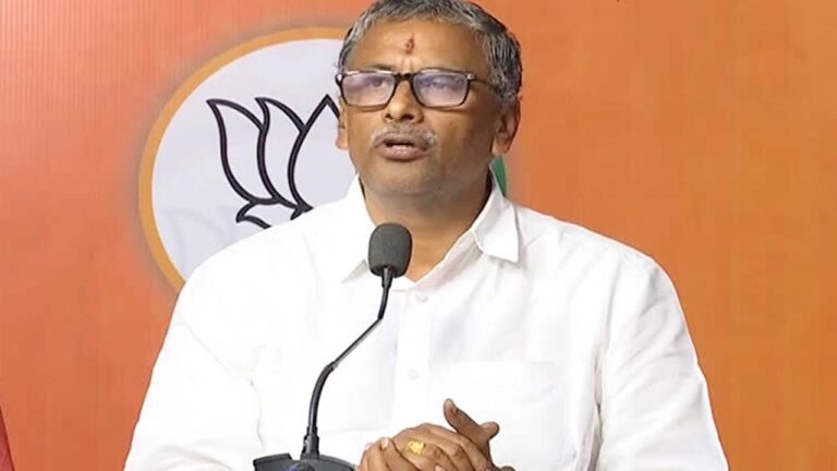 NVSS Prabhakar: కళ్యాణ లక్ష్మి, షాదీ ముబారక్ సీఎంను కాపాడ‌లేవ్‌