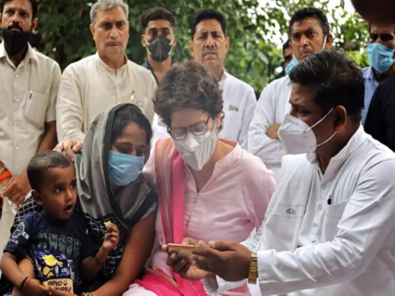 Priyanka Gandhi: రైతులకు బీజేపీ మంత్రి ధమ్కీ … లఖీంపూర్ ఖేరీ ఘటనపై ప్రియాంకా ట్వీట్…