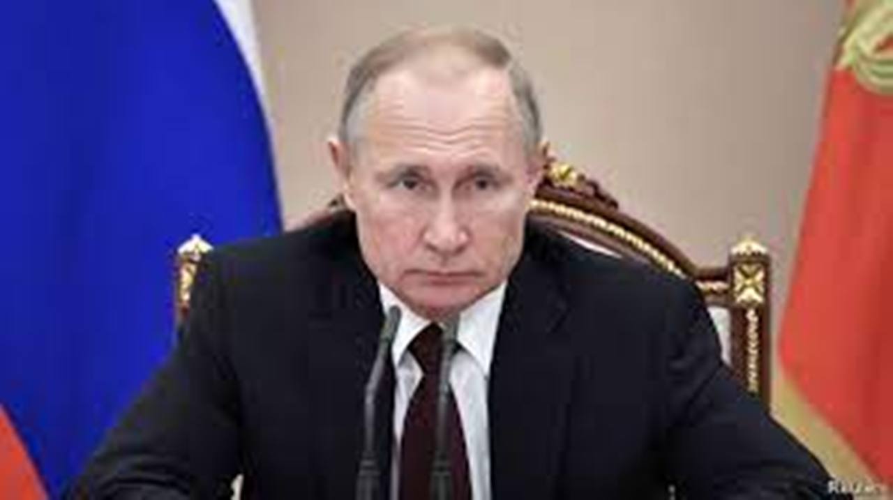 Putin Warning: Russian President warns Germany and France