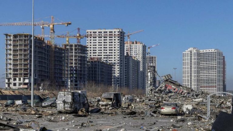 Russia-Ukraine War: ఉక్రెయిన్ తూర్పు ప్రాంతాల్లో రష్యా విధ్వంసం