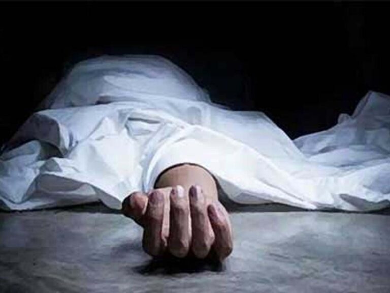 Khammam : ప్రేమజంట ఆత్మహత్య.. నాలుగు రోజులు మృత‌దేహాలు అక్కడే