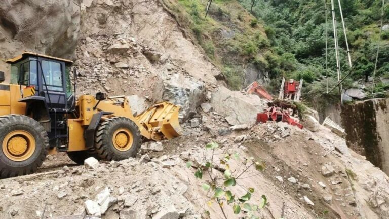 Jammu Kashmir: సొరంగం కూలి ప్రమాదం… మొత్తం 10 మంది కూలీల దుర్మరణం