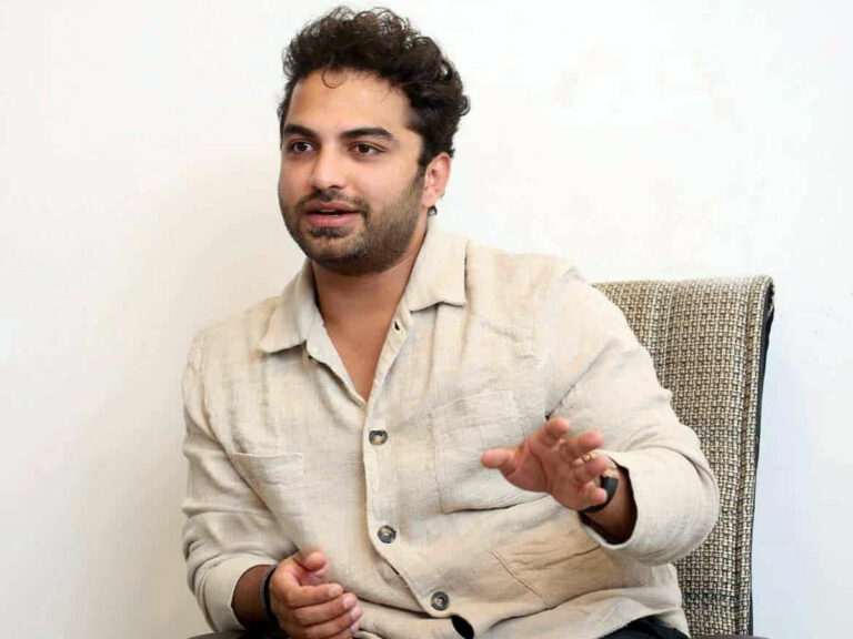 Vishwak Sen: శవాల మీద పేలాలు.. చెంబుతో బయలుదేరుతున్నారు.. రివ్యూయర్స్ పై విశ్వక్ ఫైర్