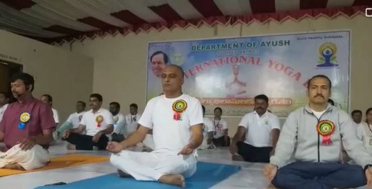 సిద్ధిపేటలో యోగా డే