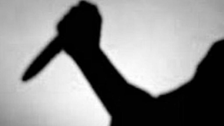 Attack: యాదాద్రి జిల్లాలో దారుణం.. ఒంటరిగా ఉన్న యువతి గొంతు కోసి..!