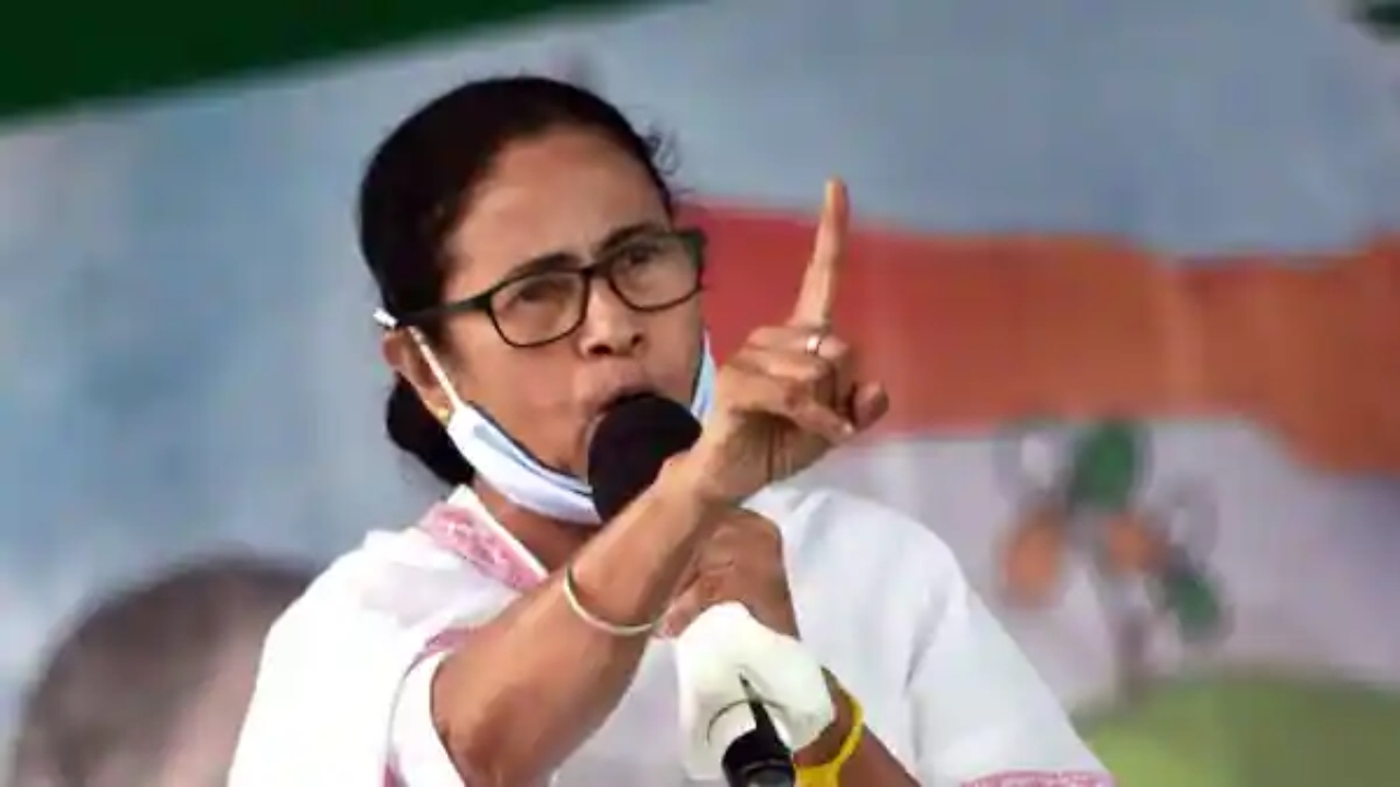 Mamata Banerjee: Why should people suffer for BJP sin ..?