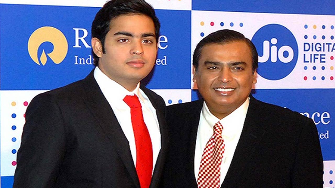 Mukesh Ambani : జియో డైరెక్టర్‌ పదవికి ముకేశ్ రాజీనామా