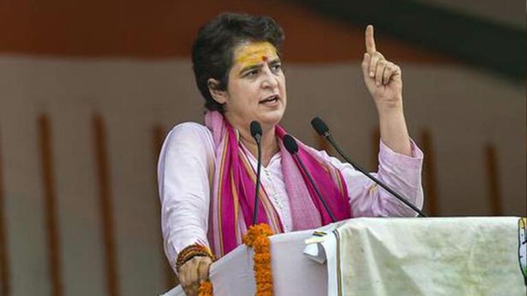 Priyanka Gandhi : ఆకస్మాత్తుగా ఢిల్లీకి ప్రియాంక.. అయోమయంలో కాంగ్రెస్‌ నేతలు..