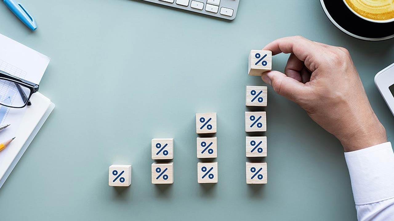 RBI : వడ్డీ రేట్లు మళ్లీ పెంచే యోచనలో ఆర్బీఐ