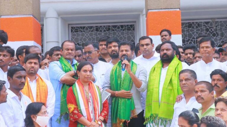 Revanth Reddy: కాంగ్రెస్‌కు ఓ దళపతి దొరికింది.. రేపటి నుంచి పోరాటమే..