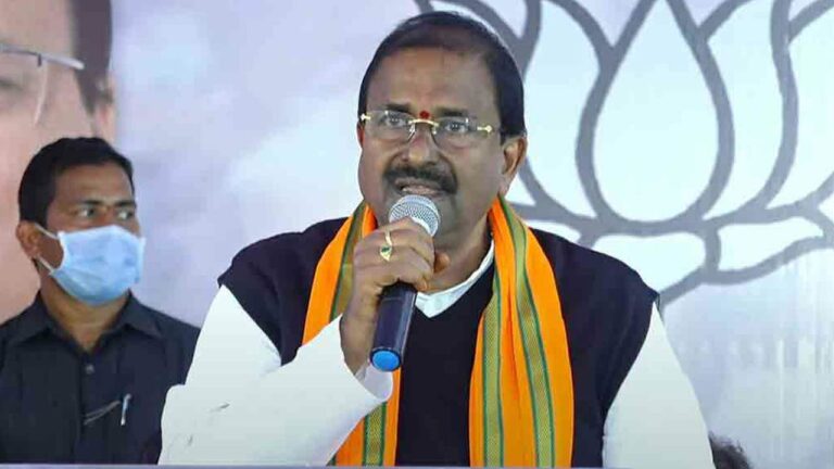 Somu Veerraju: పోలవరం ప్రాజెక్టుకు మేం బాకీలేం.. చర్చకు సిద్ధం..