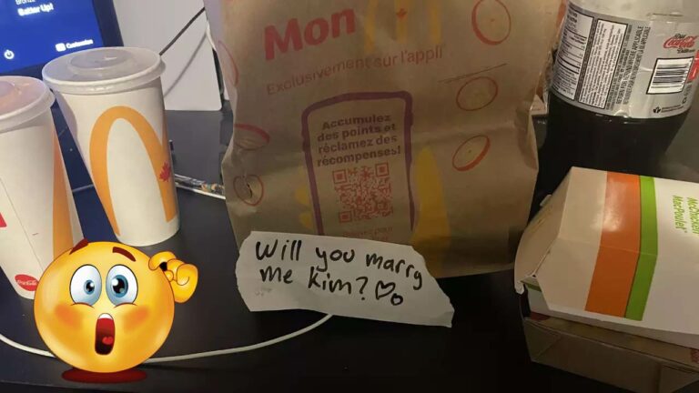 Viral News : ఆమె కొంపముంచిన డెలివరీ బాయ్‌.. షాక్‌లో కస్టమర్‌..